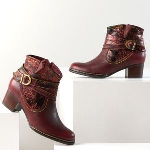L'ARTISTE SHAZZAM-ROSE BOOTS Women's Size 39 or 8.5